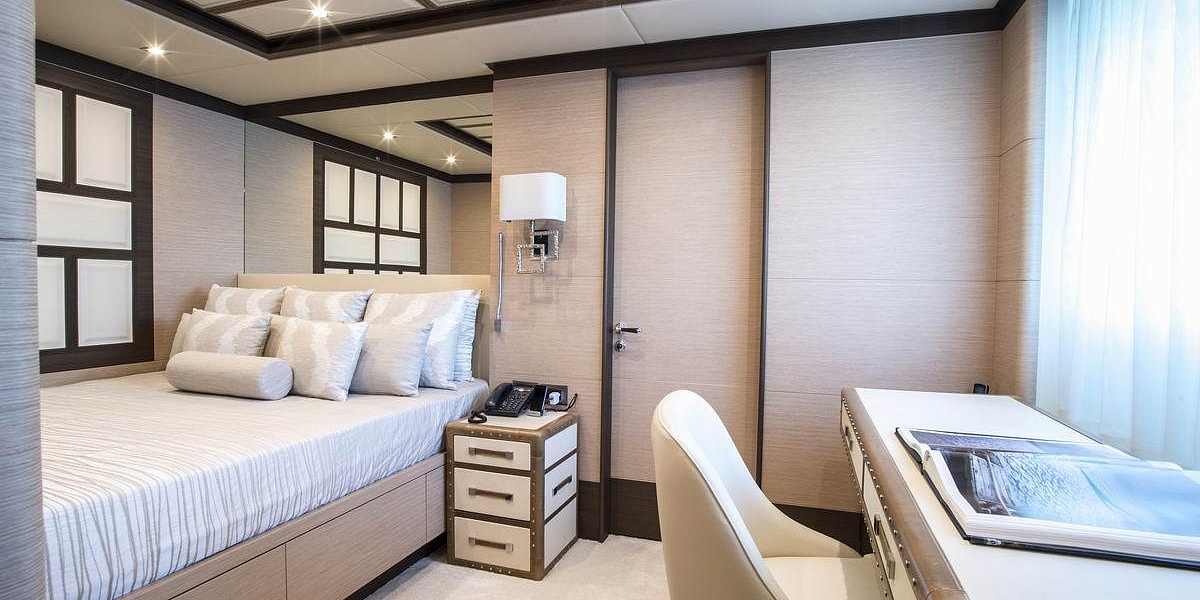 Аренда яхты Benetti Crystal 140 - NELA (Soy Amor) во Франции